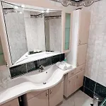 Garni Zur Wacht 3* 스트로블