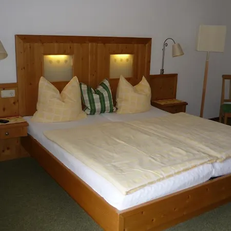 Pensión Garni Zur Wacht Strobl